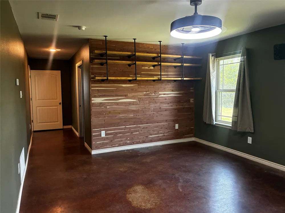 23748 US Highway 281 Lampasas, TX 76550