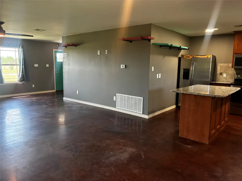 23748 US Highway 281 Lampasas, TX 76550