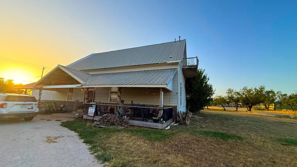 1302 20th Street Anson, TX 79501