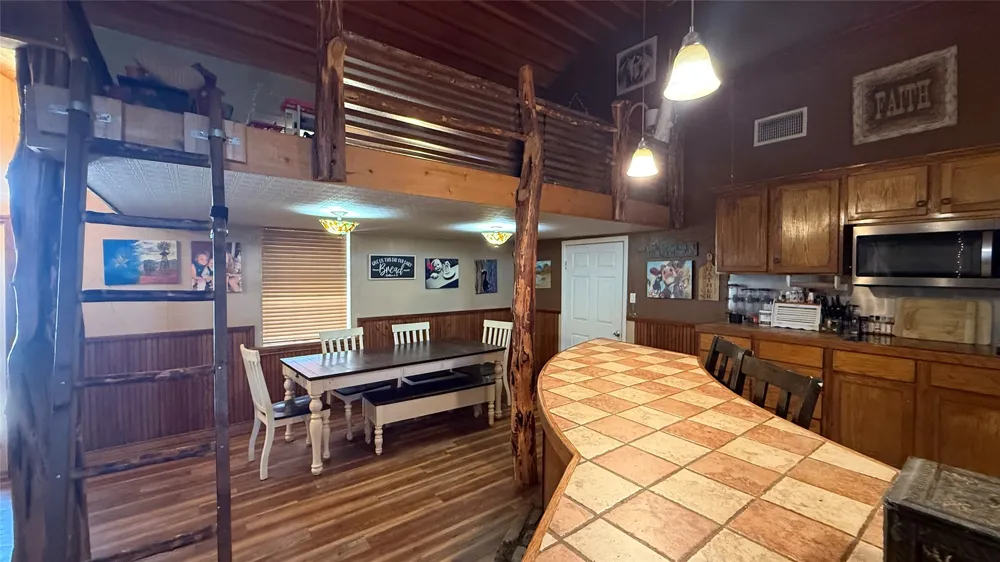 1302 20th Street Anson, TX 79501