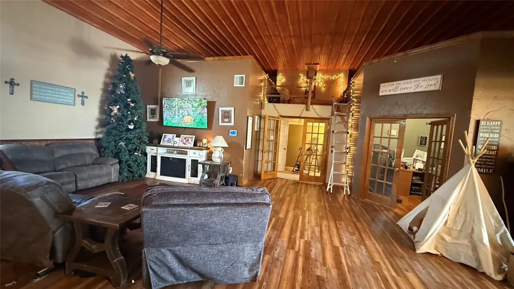 1302 20th Street Anson, TX 79501