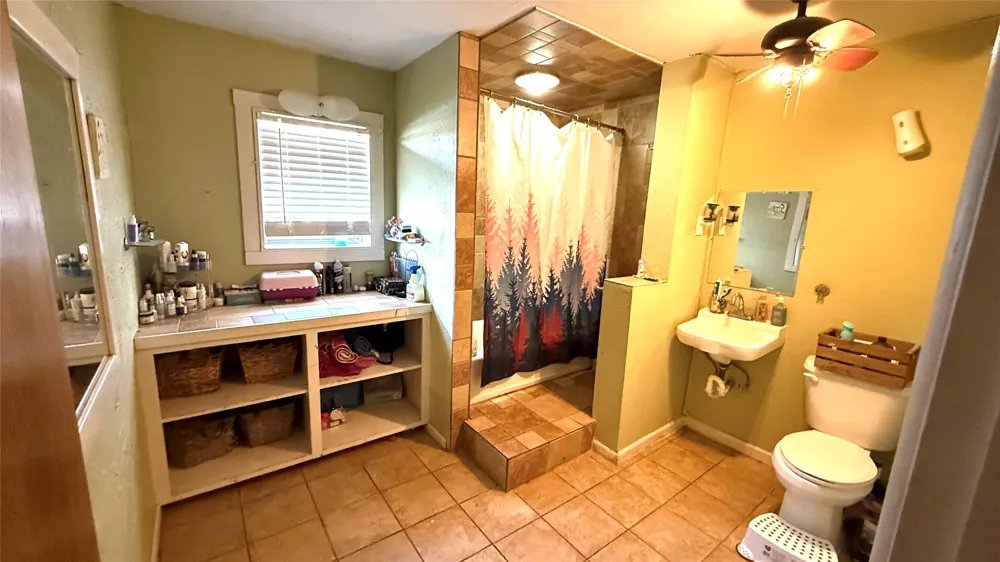 1302 20th Street Anson, TX 79501