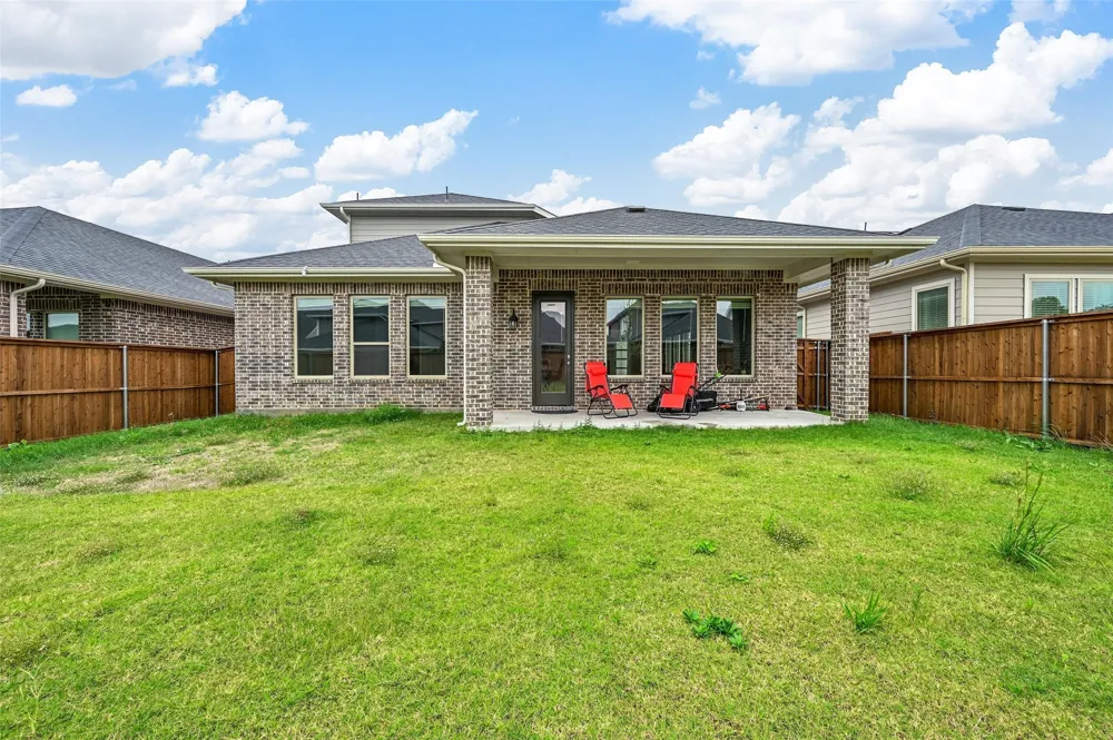 2210 Balboa Drive Rowlett, TX 75088
