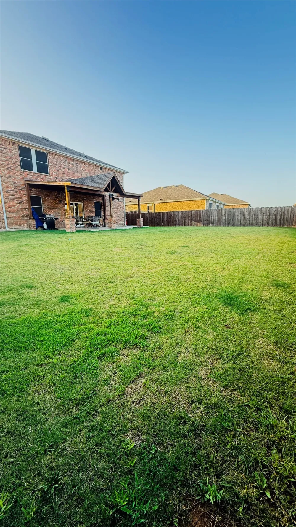 2620 Beech Creek Road Glenn Heights, TX 75154