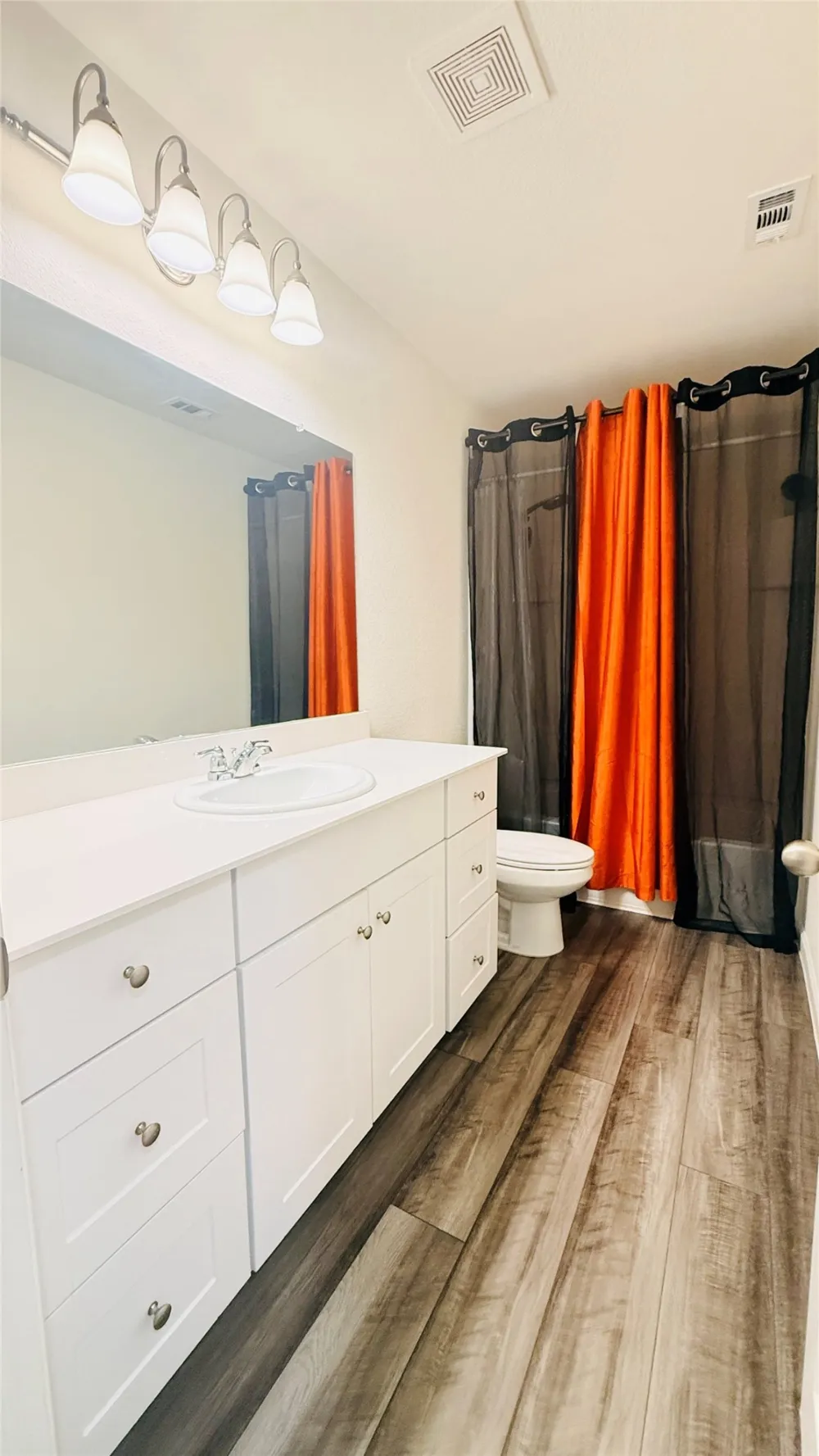2620 Beech Creek Road Glenn Heights, TX 75154