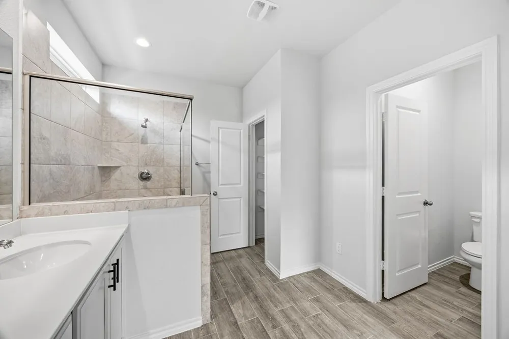 1024 Runnels Lane Aubrey, TX 76227