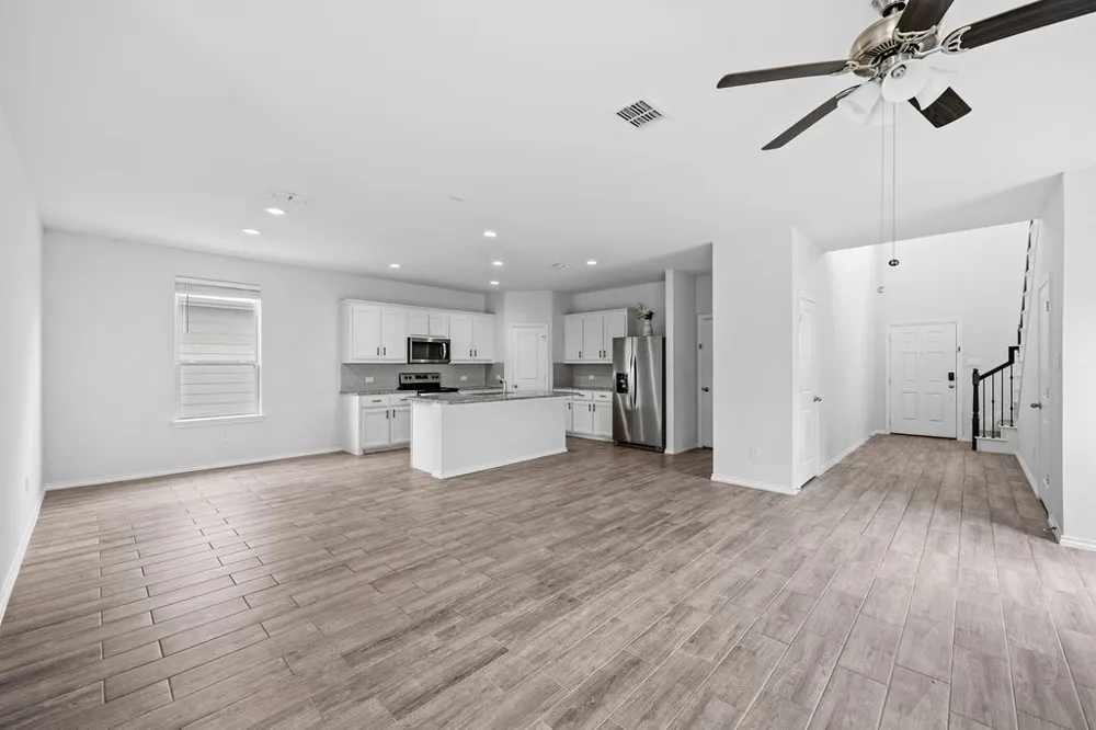 1024 Runnels Lane Aubrey, TX 76227