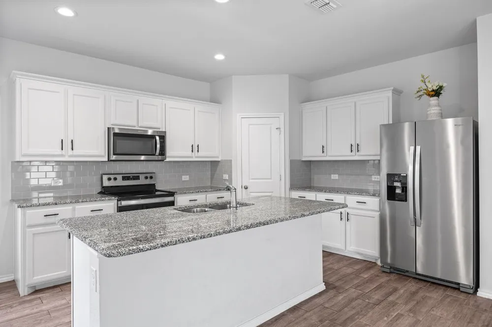 1024 Runnels Lane Aubrey, TX 76227
