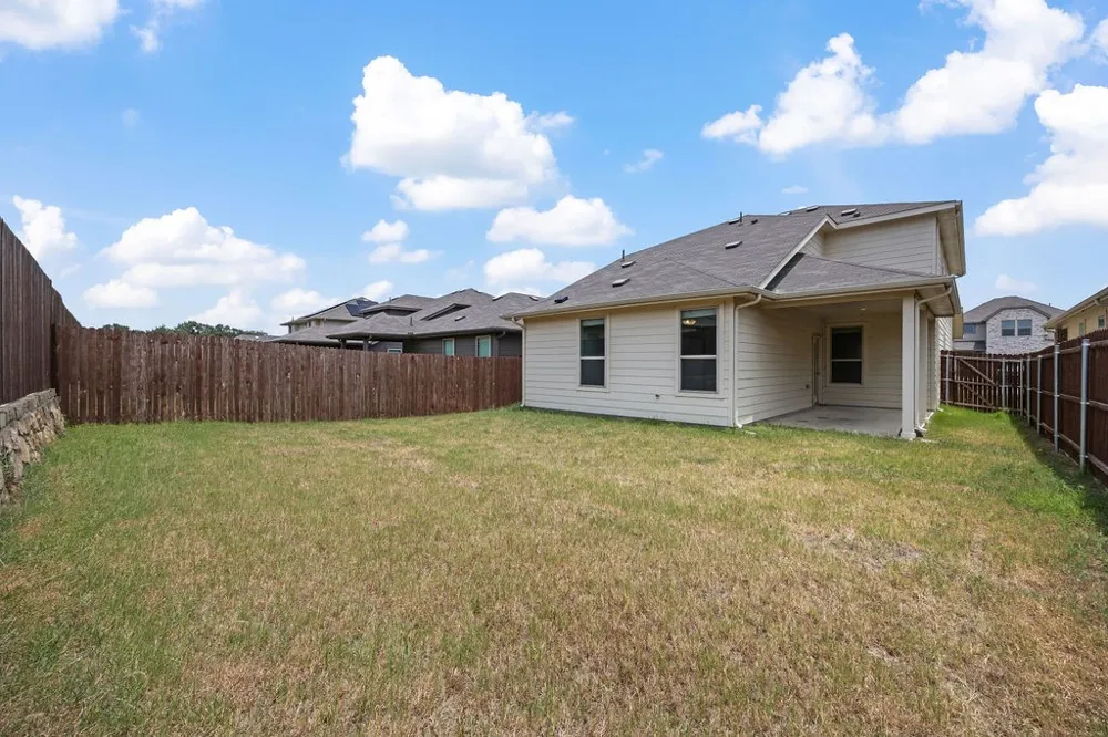 1024 Runnels Lane Aubrey, TX 76227