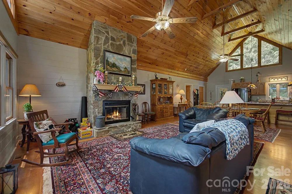 760 Woody Lane Waynesville, NC 28786