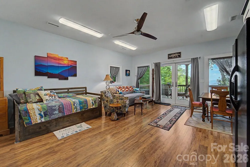 760 Woody Lane Waynesville, NC 28786