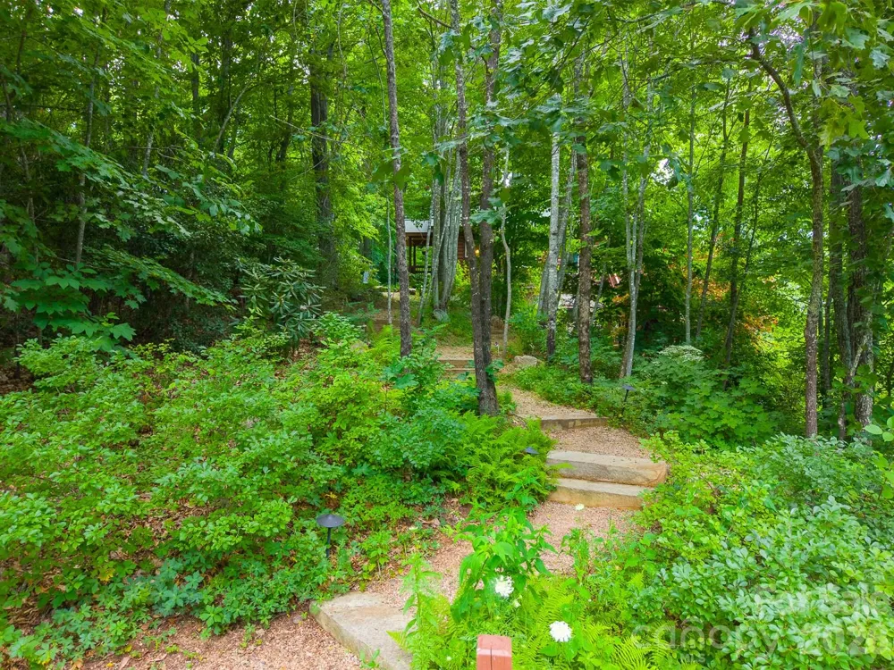 760 Woody Lane Waynesville, NC 28786