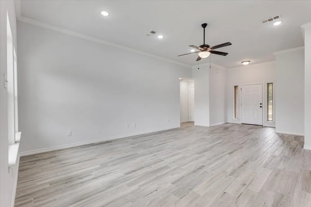 1007 SW 2nd Avenue Mineral Wells, TX 76067