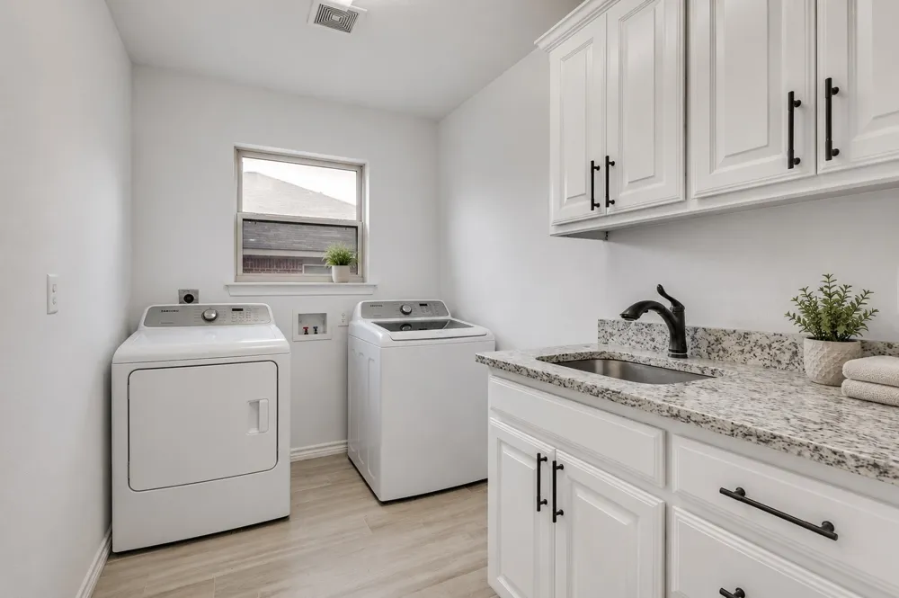 1007 SW 2nd Avenue Mineral Wells, TX 76067