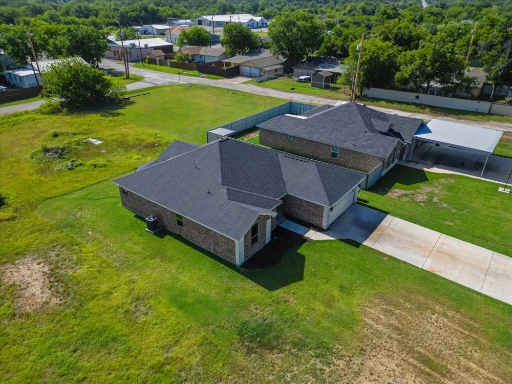 1007 SW 2nd Avenue Mineral Wells, TX 76067