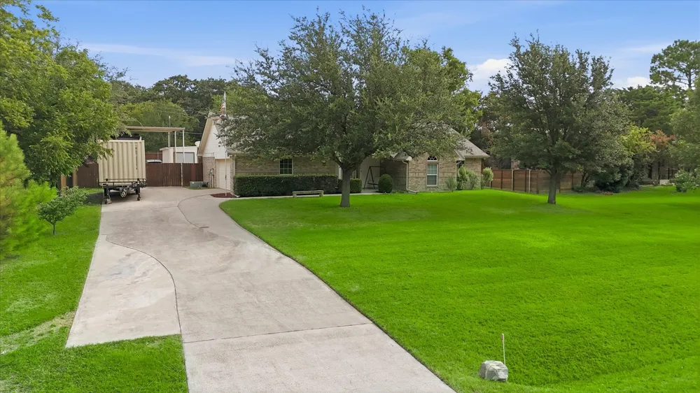 306 Oak Drive Argyle, TX 76226