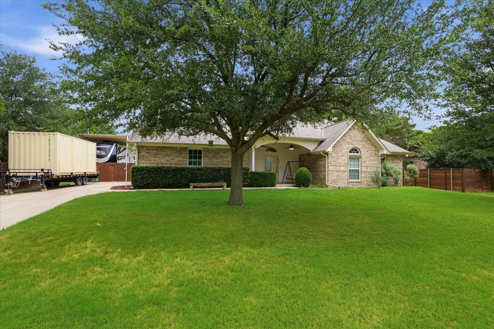306 Oak Drive Argyle, TX 76226