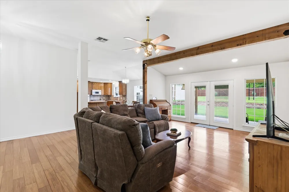 306 Oak Drive Argyle, TX 76226