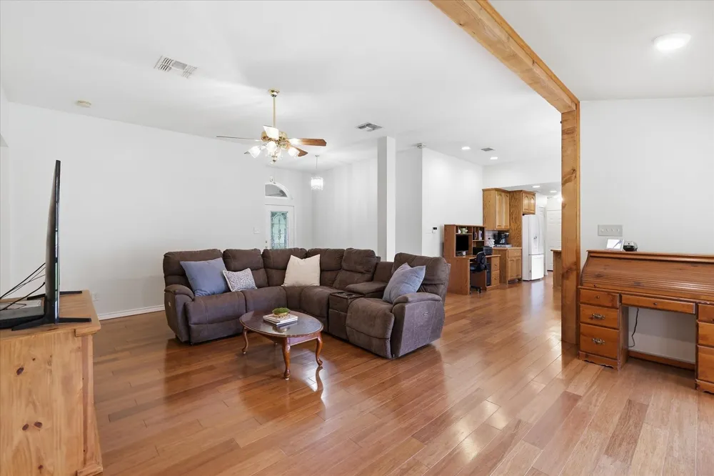 306 Oak Drive Argyle, TX 76226