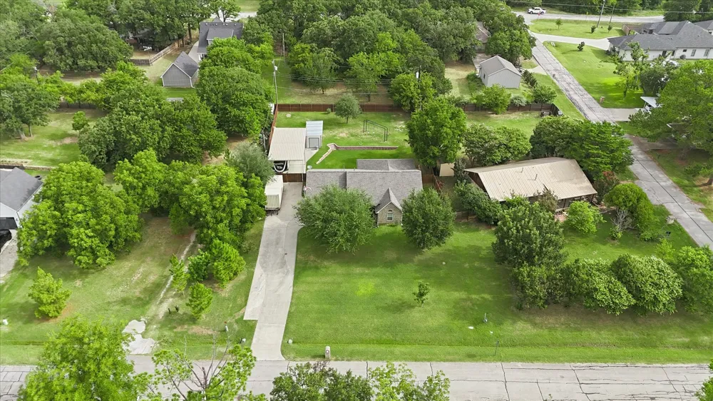 306 Oak Drive Argyle, TX 76226