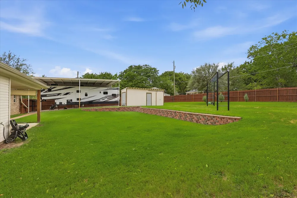 306 Oak Drive Argyle, TX 76226