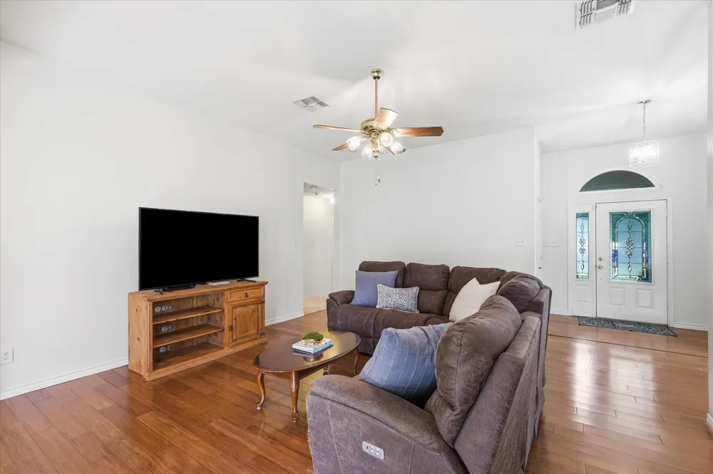 306 Oak Drive Argyle, TX 76226
