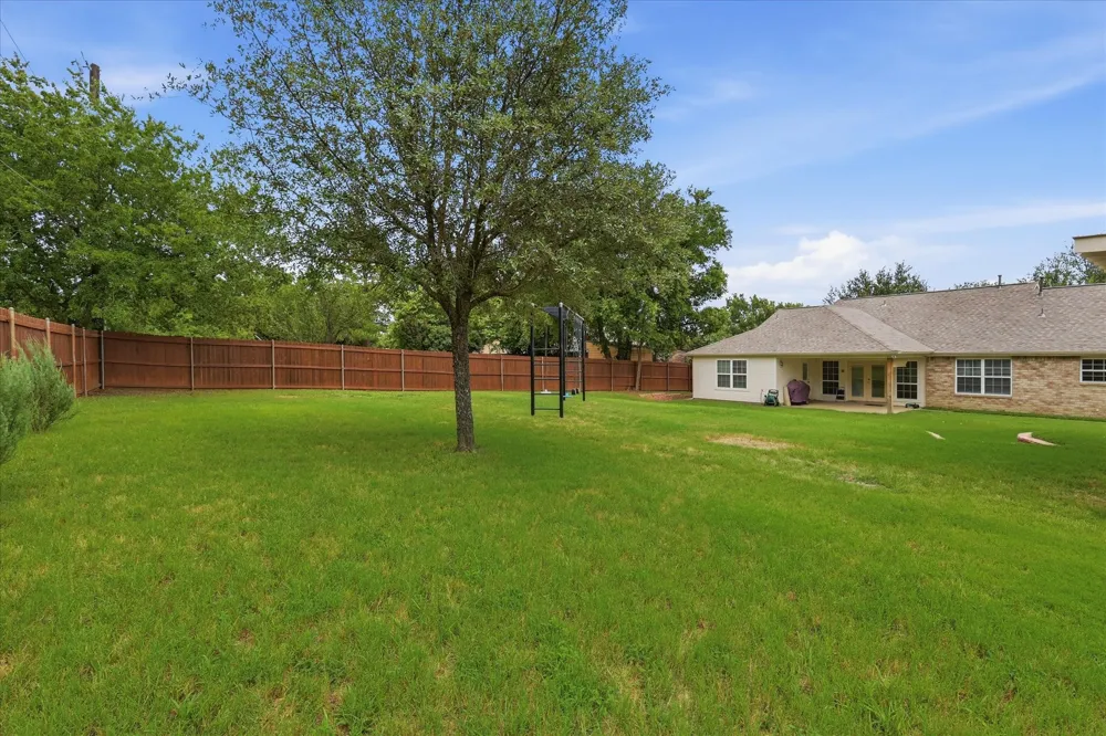 306 Oak Drive Argyle, TX 76226