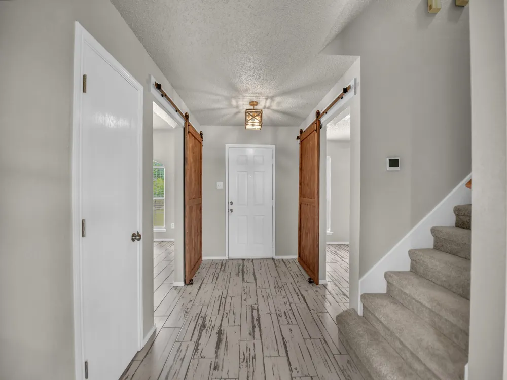 617 Oak View Court Azle, TX 76020
