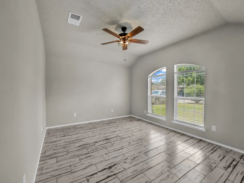 617 Oak View Court Azle, TX 76020