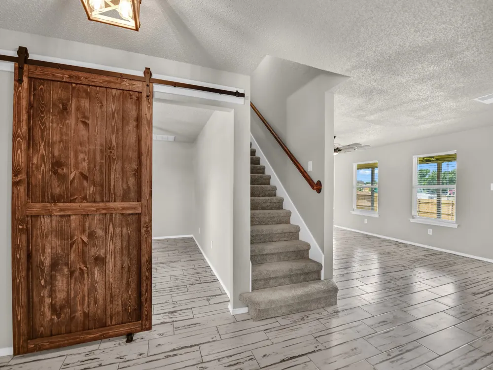 617 Oak View Court Azle, TX 76020