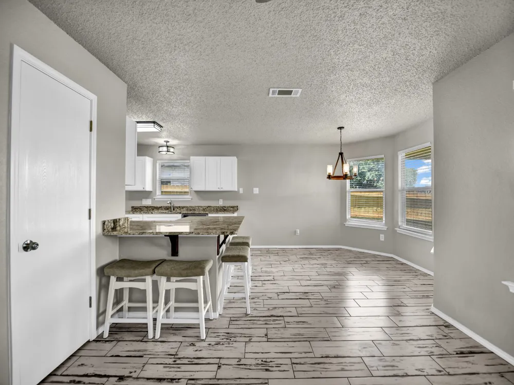 617 Oak View Court Azle, TX 76020