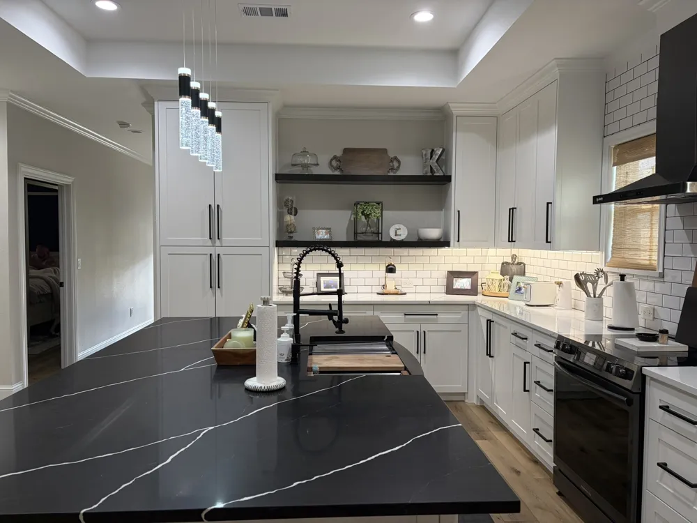 600 Lucas Drive Athens, TX 75751