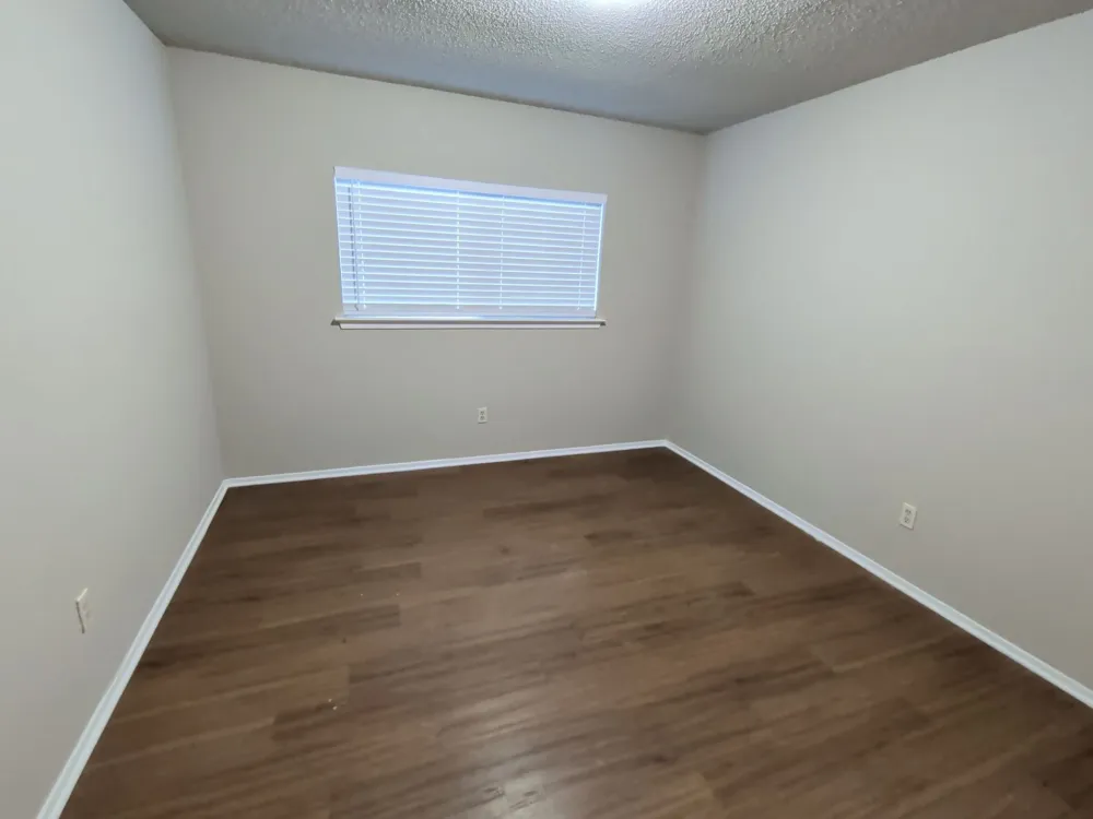 1703 Chittam Drive Euless, TX 76039