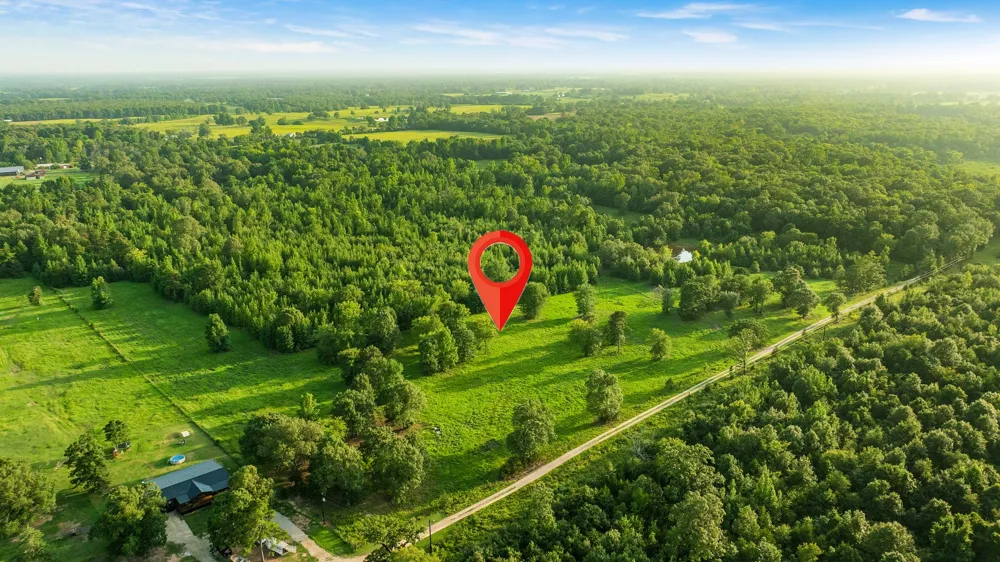 County Road 43200 Powderly, TX 75473