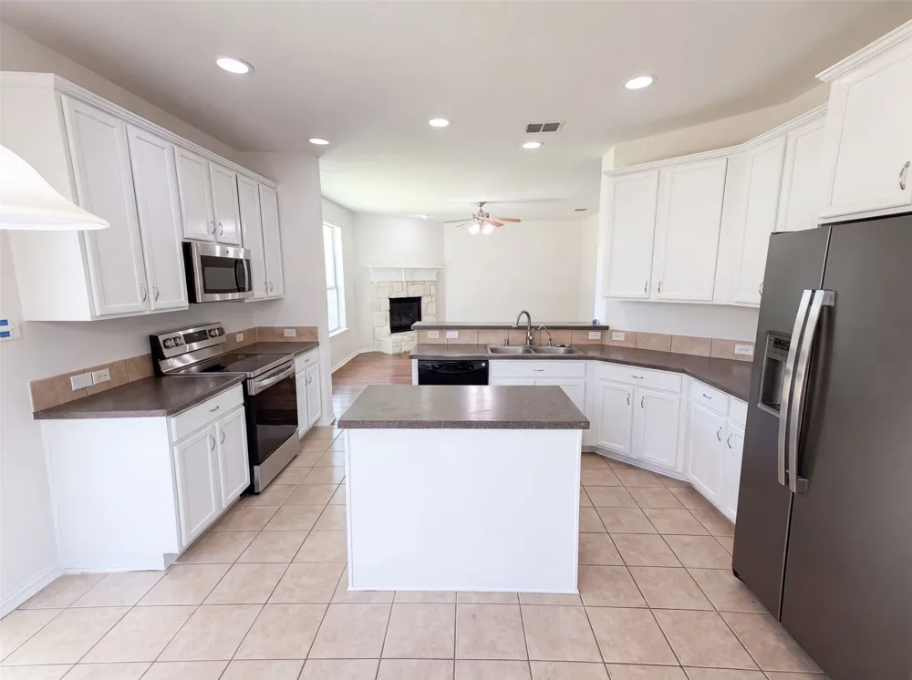 1421 Sparrow Drive Little Elm, TX 75068