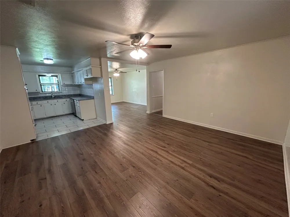 900 23 1/2 STREET Corsicana, TX 75110