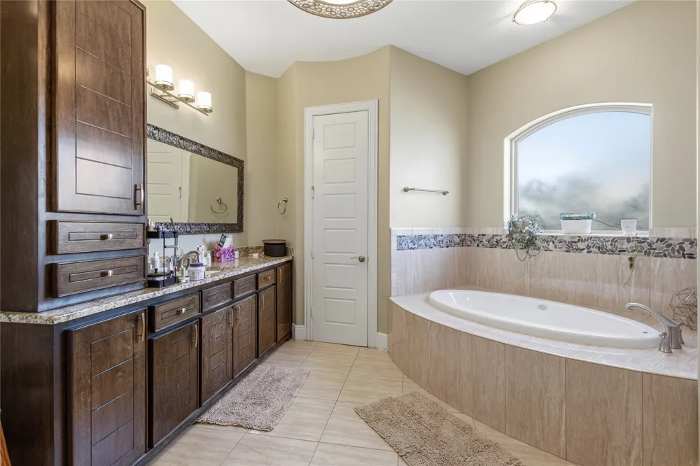 3805 Ledgestone Court Richardson, TX 75082