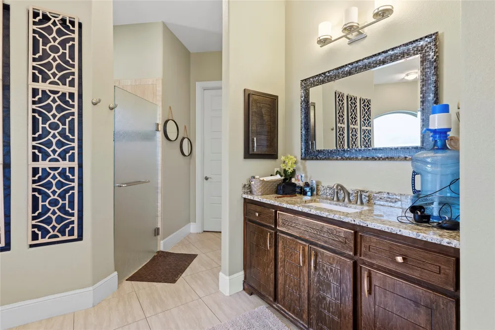 3805 Ledgestone Court Richardson, TX 75082
