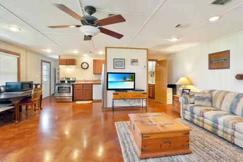 1010 County Road 382