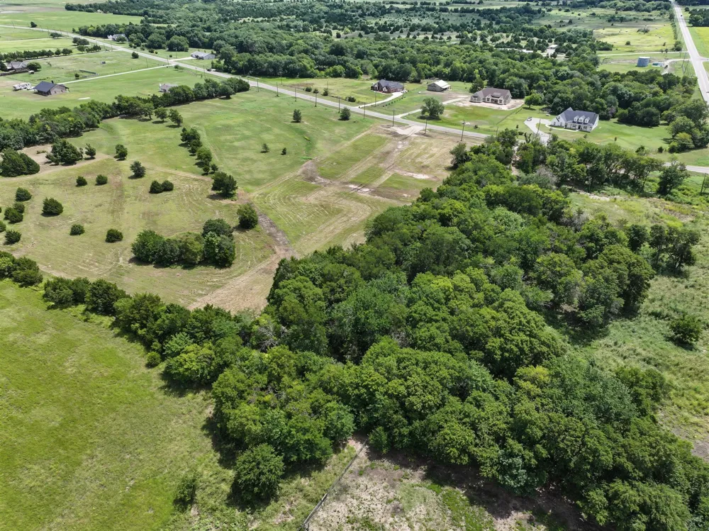 FM 981 Leonard, TX 75452
