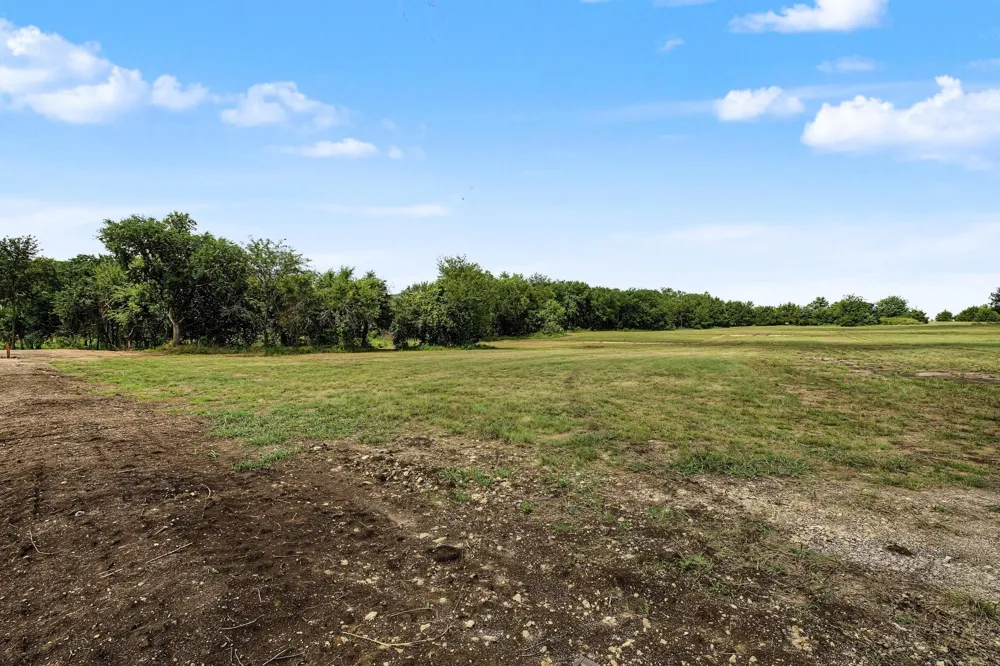 FM 981 Leonard, TX 75452