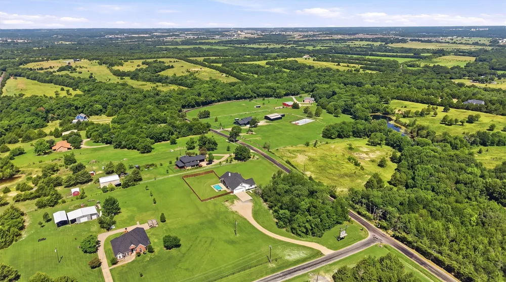 3657 Harrell Road Howe, TX 75459