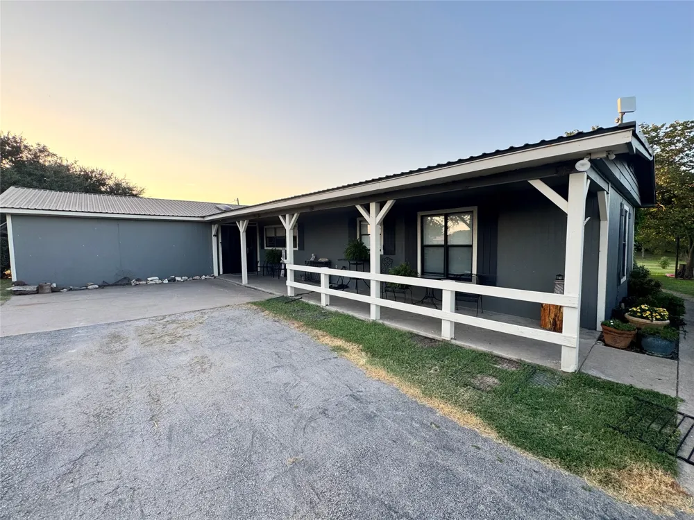550 Brookshire Street Powell, TX 75153
