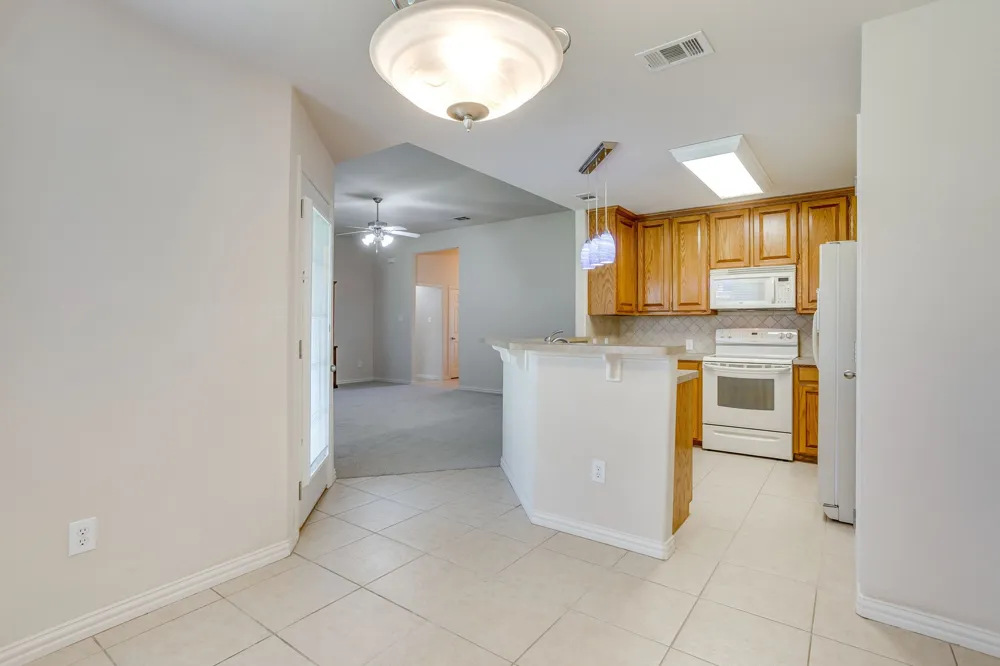 705 Carmen Ana Avenue Grandview, TX 76050