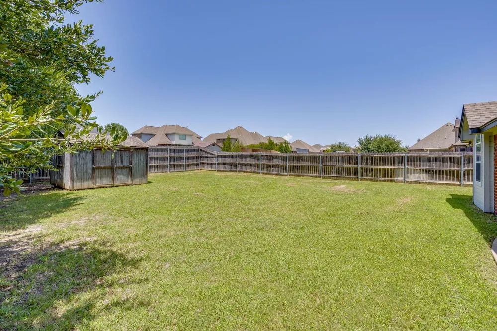 705 Carmen Ana Avenue Grandview, TX 76050
