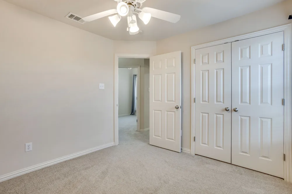705 Carmen Ana Avenue Grandview, TX 76050