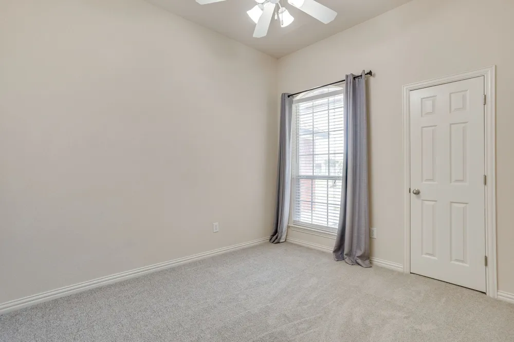 705 Carmen Ana Avenue Grandview, TX 76050