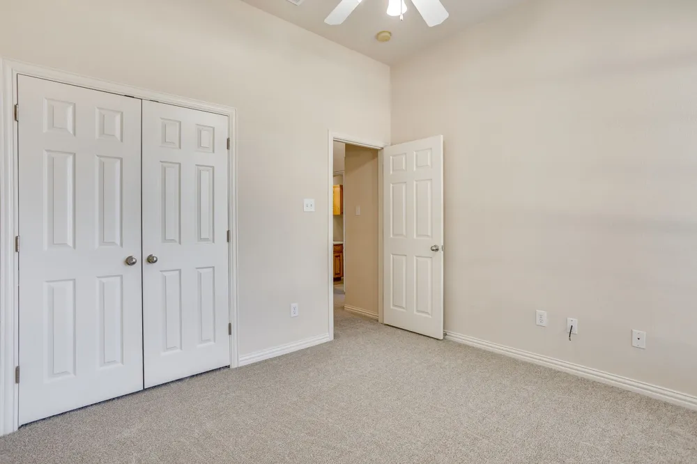 705 Carmen Ana Avenue Grandview, TX 76050