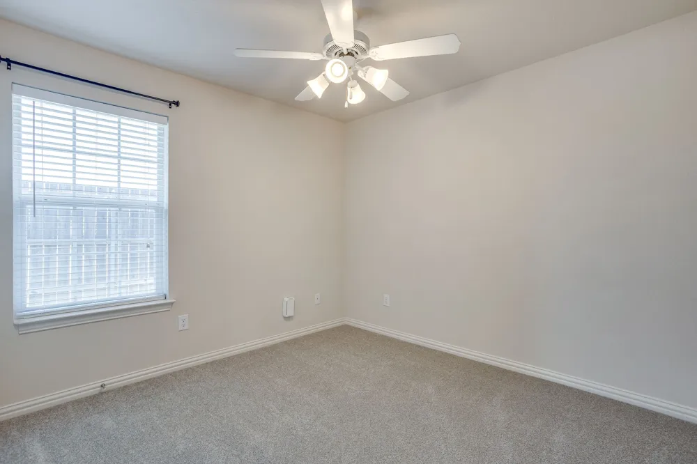 705 Carmen Ana Avenue Grandview, TX 76050