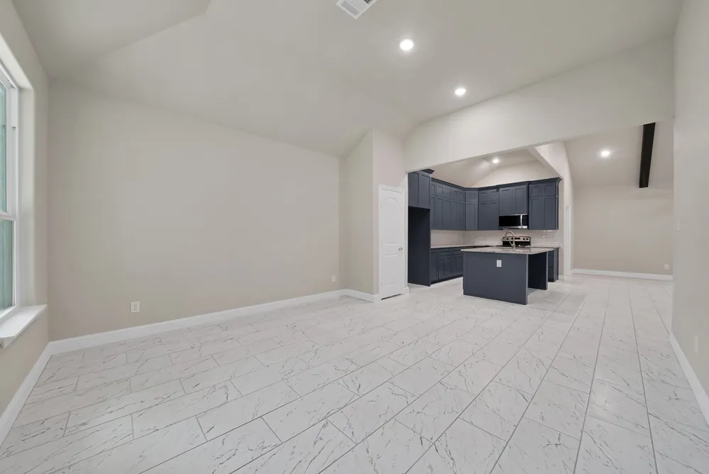 407 E Willingham Street Cleburne, TX 76031